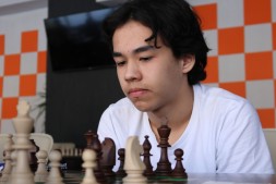 Муратшин Сармат чемпион г. Магнитогорска по классическим шахматам среди юношей до 19 лет!